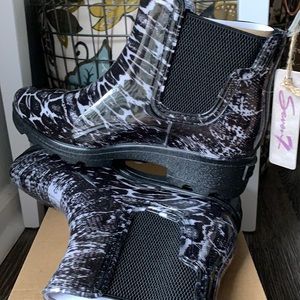 Seven7 Footwear Halifax Rain Boot. Size 8